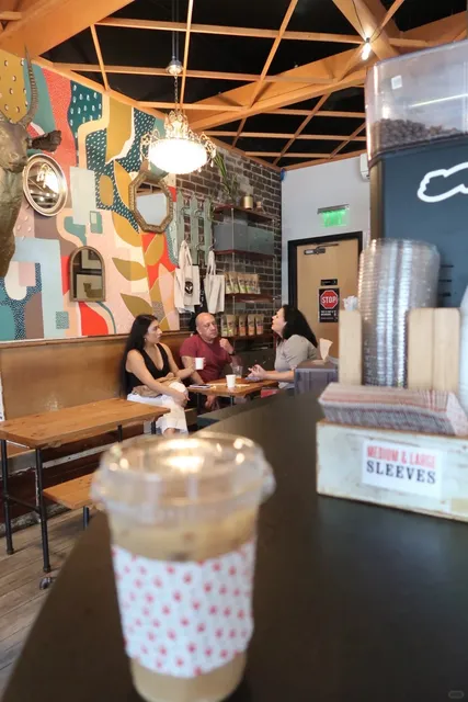 A Day of Eating and Drinking in Savannah 🍽️