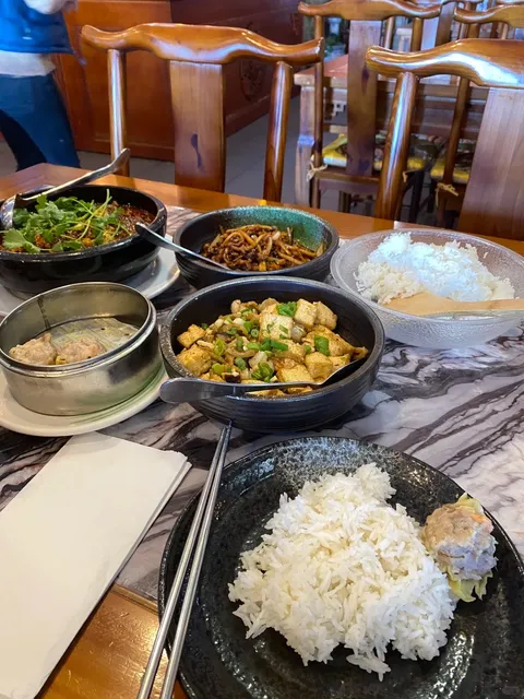 Cincinnati Must‑Eat Spot 🍜🥟