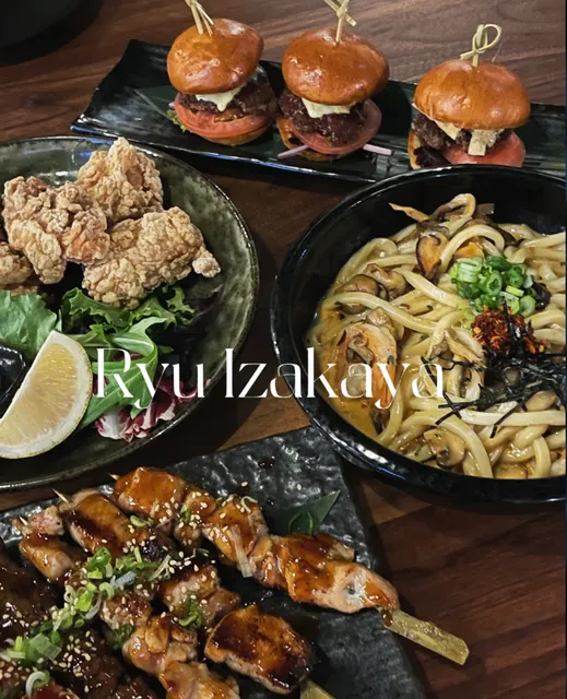  Affordable Izakaya for Date Nights & Gatherings 🏮 Japanese Udon FTW!