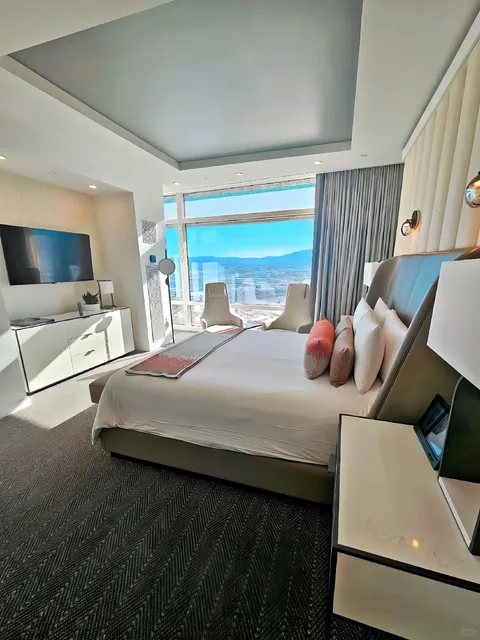 Stay HERE for Your Vegas Game Night! 🌒