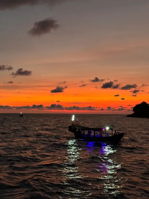 Part 2 - Koh Rong Island Adventure: Let’s Turn a Boat into a Bar!