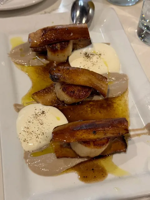 Chicago Food Tour 🍕 4 Days, 3 Nights, 8 Trendy Restaurants 🍽️