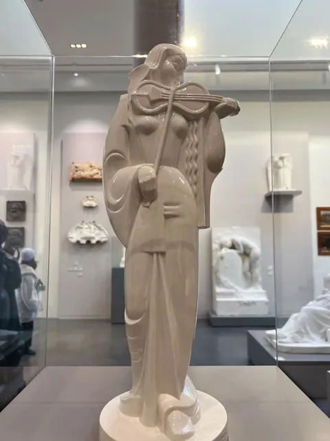 🇫🇷 French Museum Gem – La Piscine