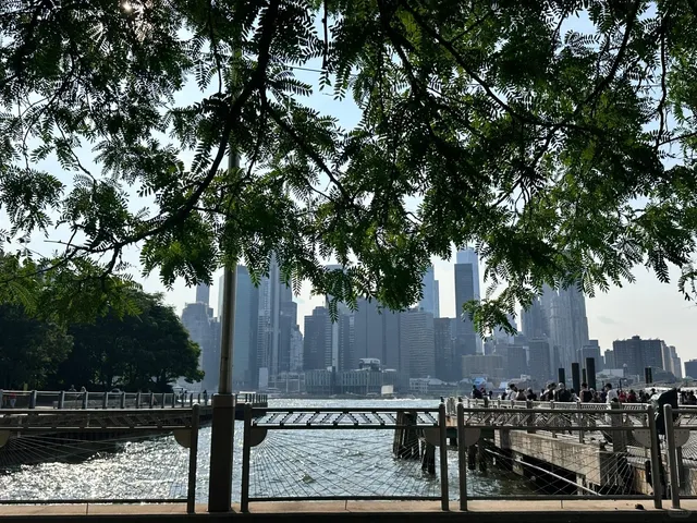 🇺🇸 Who HASN’T been to soulful DUMBO yet?!