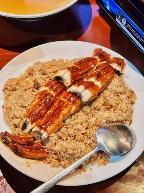 ​​NYC’s Best Taiwanese Eel Rice is Hiding in Queens?! 🐟🍚​​