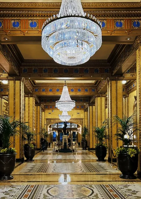 New Orleans Hotel: The Roosevelt 🏨