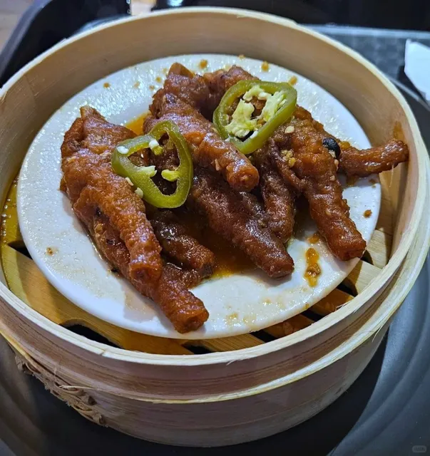 Nana’s Dim Sum & Dumplings just opened its new location in Boulder! 🎉