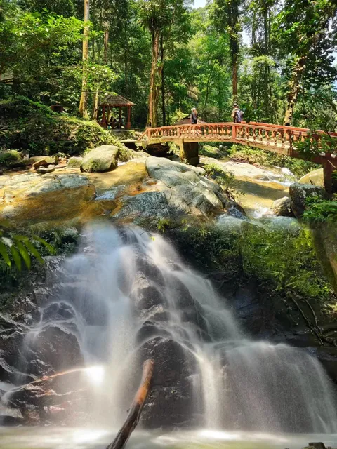 🇲🇾 A Magical Waterfall Hike Near KL | Enchanted Forest Park