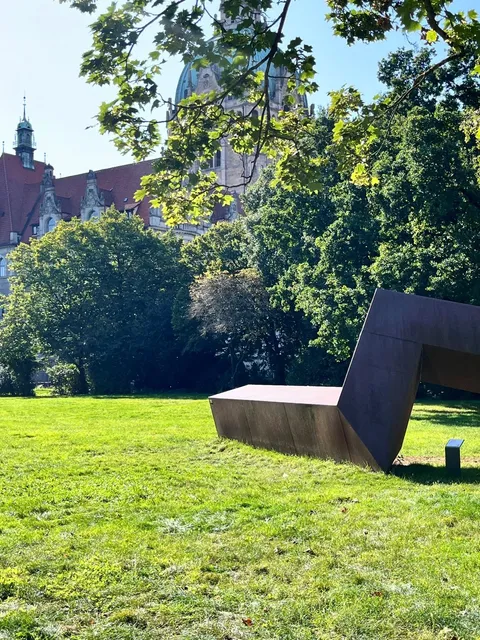 🌟 Must-Visit Spots in & Around Hannover, Germany