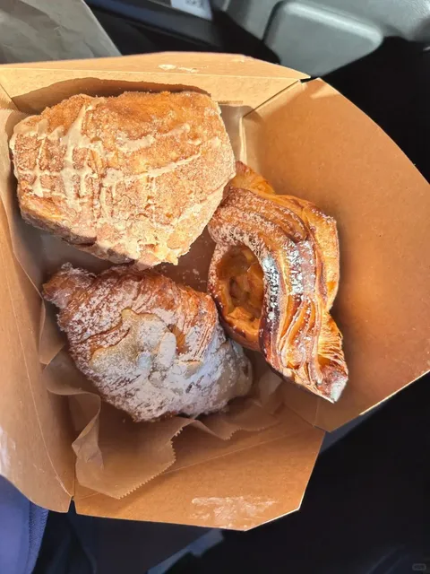  Madison Bakery Review: Bloom Bake Shop 🍎☕