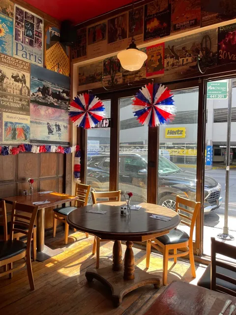 Chicago — Super Hidden Gem French Restaurant with Crepe & Escargot