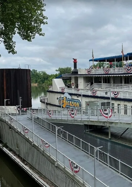 A Warm Nashville Stay Experience!