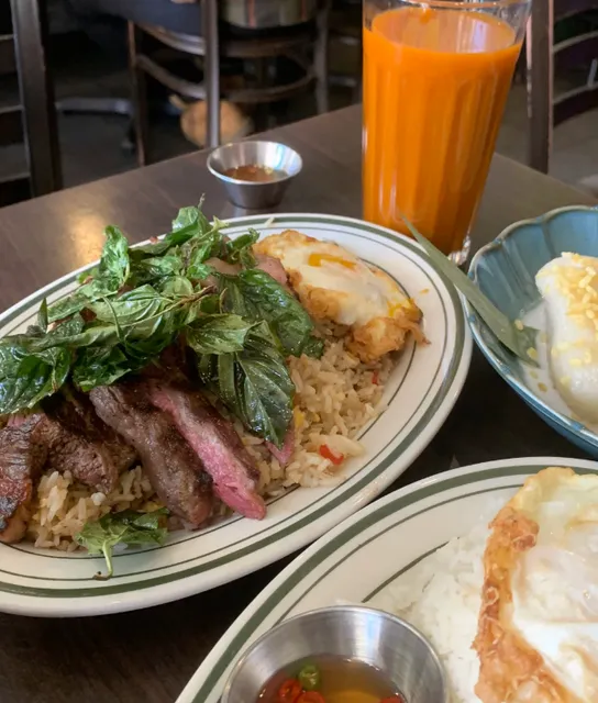 🌟 New York Bangkok 2 Thai (Thai Cuisine | Street Food Atmosphere) 🌆