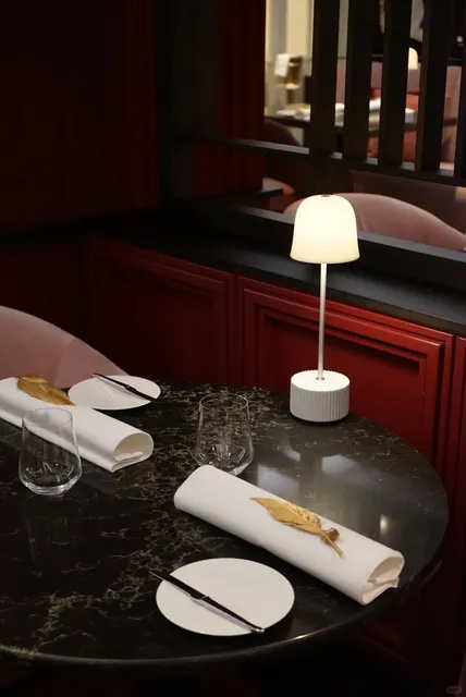 London | The Pem, a Romantic Dining Restaurant Hidden in a Hotel