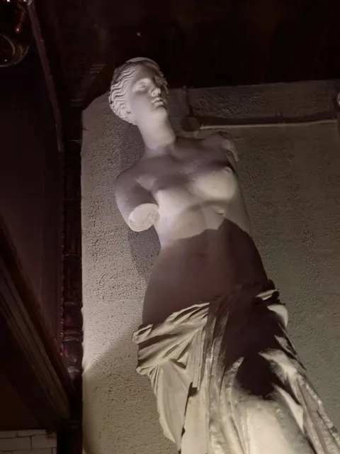 Escape the NY Heat with a Sip(2) 🍻