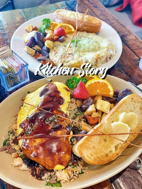 SF's Legendary Brunch Spot ✨ Massive Asian Fusion Portions!