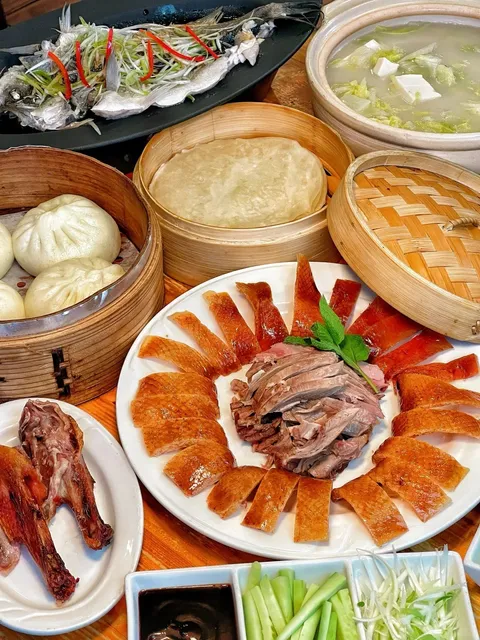 What’s the hype around Irvine’s famous Nep Cafe? 🤔