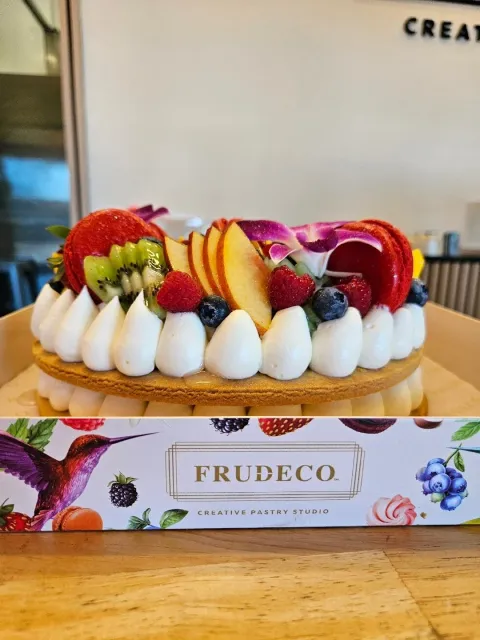 The Cake Looks Amazing in Miami! 🎂