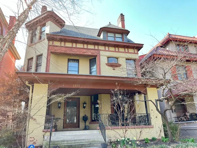 Central Park in Louisville, Kentucky 🌳🏛️