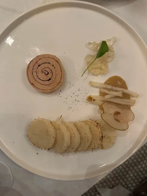 🇺🇸 Las Vegas Food Guide — Must-Try Restaurants You Won’t Regret! 🍽️