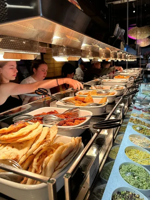 Zurich Delights | The World's Oldest Vegetarian Restaurant 🌱