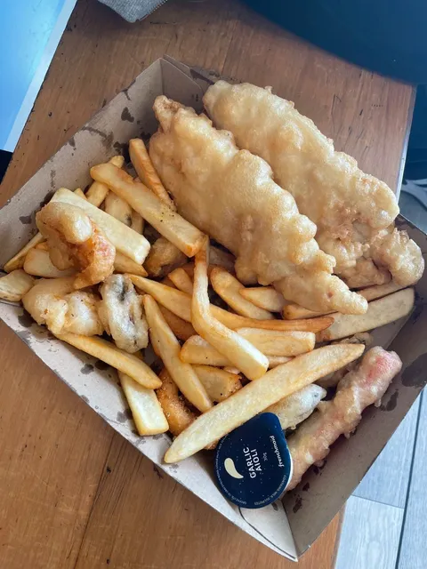 🇳🇿 Nelson's Must-Try Fish & Chips + Affordable Coffee 🐟☕