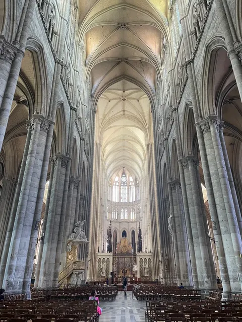 🇫🇷 Amiens, France: Where History Meets Charm 💫