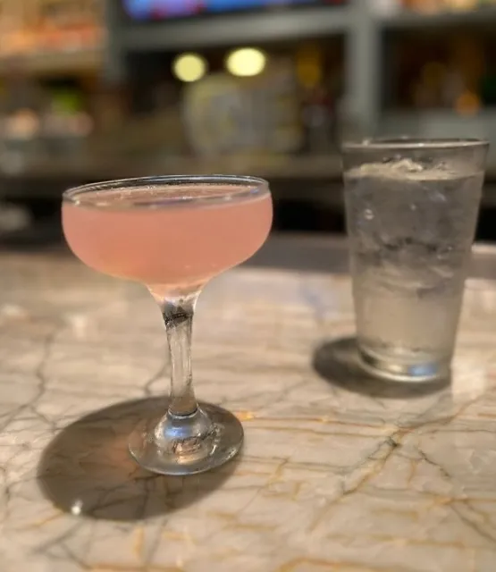 Experience a Unique Bar Vibe in Nashville!