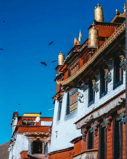 🏔️ SAPA HOLY MOUNTAIN ADVENTURE: LIVE UPDATES!