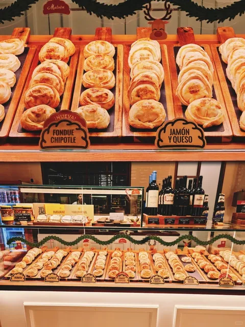 🇪🇸 Valencia Food Guide: These Dishes Will Make You Cry 