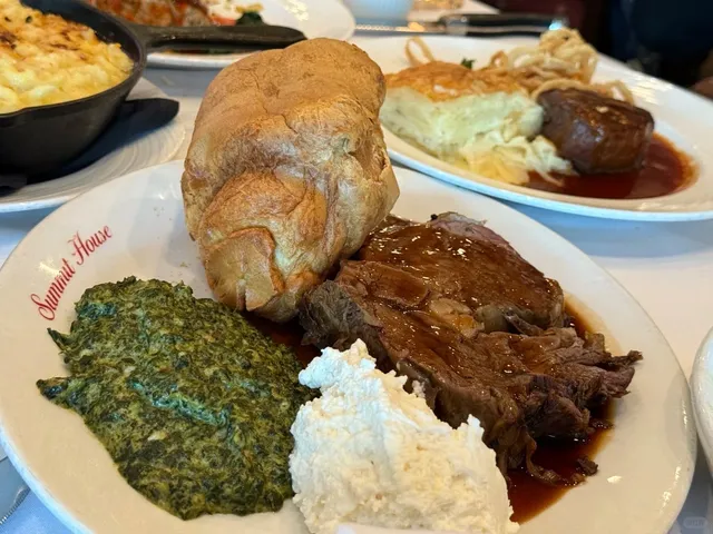 🚦 Los Angeles, CA 🚦 A Beautiful Western Restaurant on a Hilltop 🍽️✨