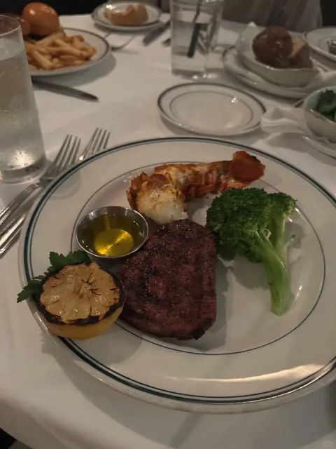 Beverly Hills Restaurant Recommendation｜The Grill on the Alley 🥩✨