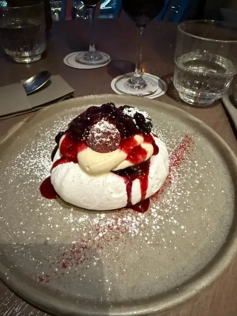 The Best Location in London! 🌆 An Absolutely First-Class Experience! 