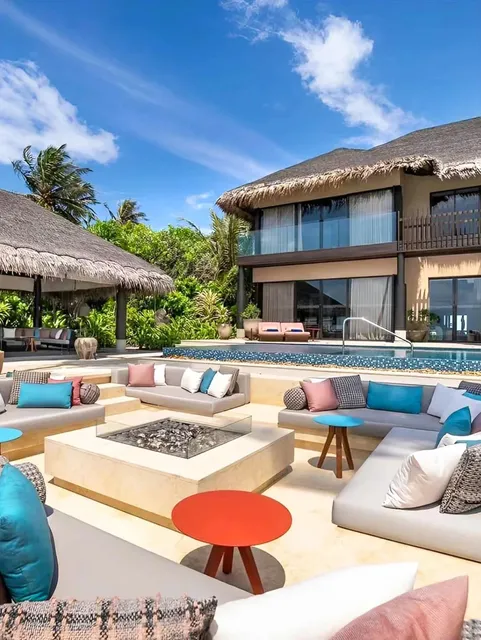 Maldives travel guide--Vilamendhoo Island Resort & Spa