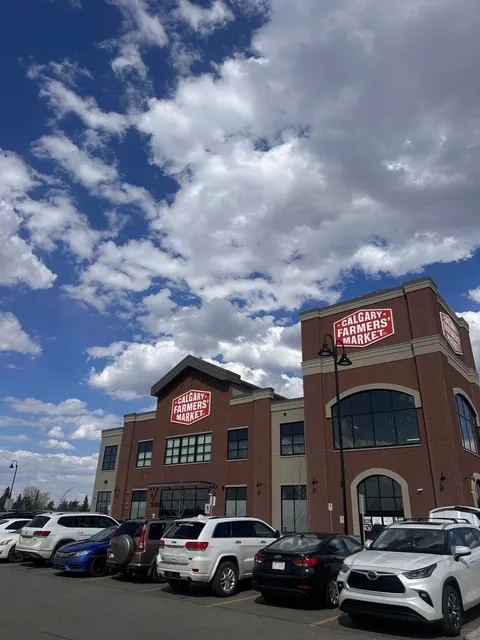 🇨🇦 Calgary Farmers' Market Finds: MUST-TRY Lamb Rice Bowl!
