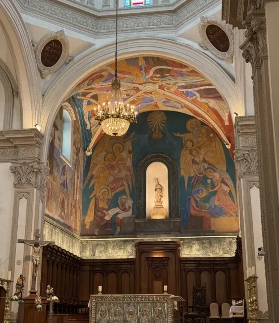 Monterrey, Mexico 🇲🇽 "Healing Moments in a Steel Jungle"