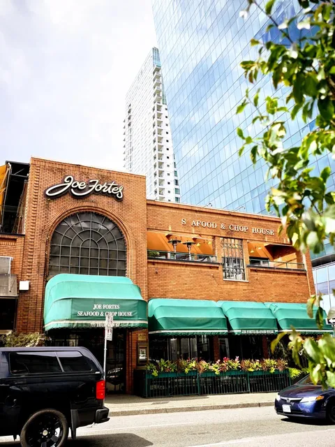 Joe Fortes | My Go-To Solo Dining Spot in Vancouver 🦞🍽️  