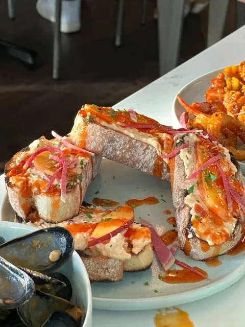 I Came Back to Savannah Just for This Restaurant 🍴