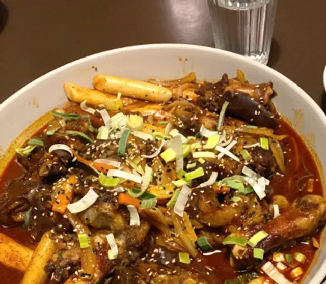 🍴 Winnipeg Restaurant Guide: Hits & Misses