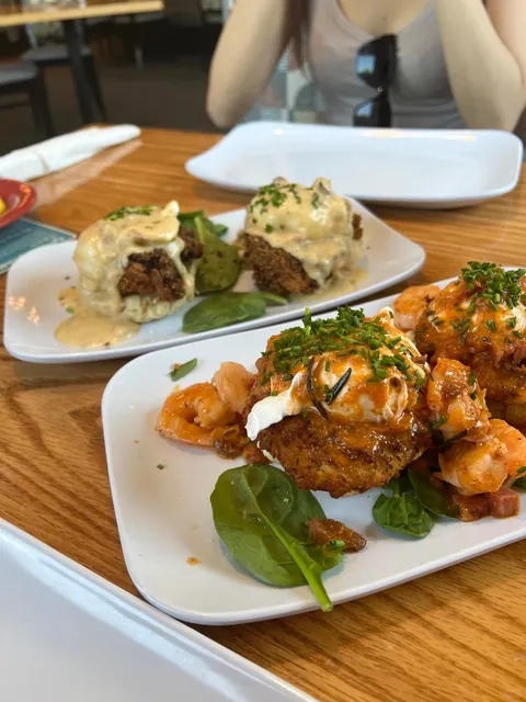 🍽️ Charlotte Plog | Not Entirely a Food Desert 😉