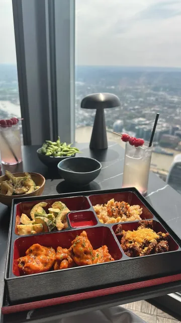 🍱 Lunch at Lucky Cat – A Truly Welcoming & Luxurious Experience! 🍱