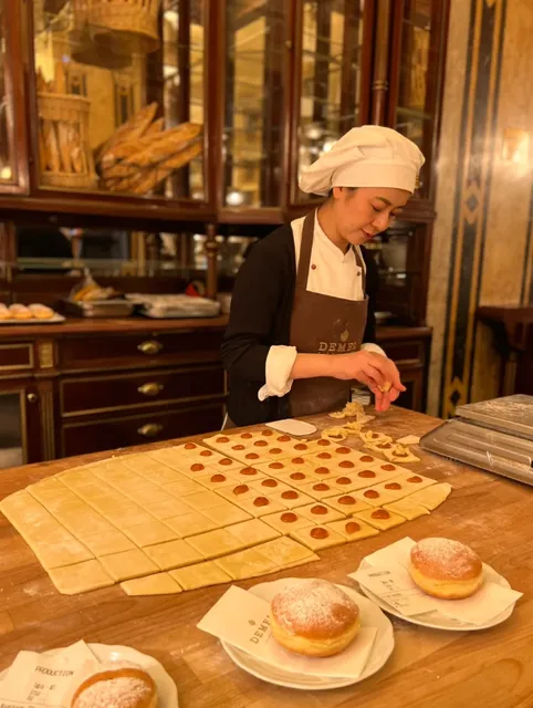 Vienna’s Imperial Café | Demel – Must-Try Guide​​ 🇦🇹☕