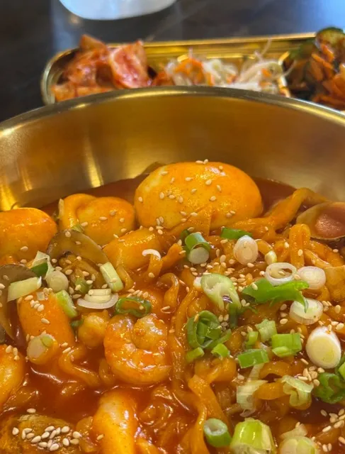 🍜 Green Pepper | Hearty Korean Comfort Meets Sweet Matcha Bliss