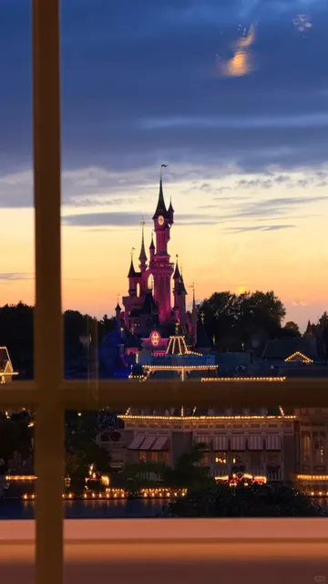 ​​La Forêt Secrète: A Fairytale Dining Experience at Disneyland Paris 