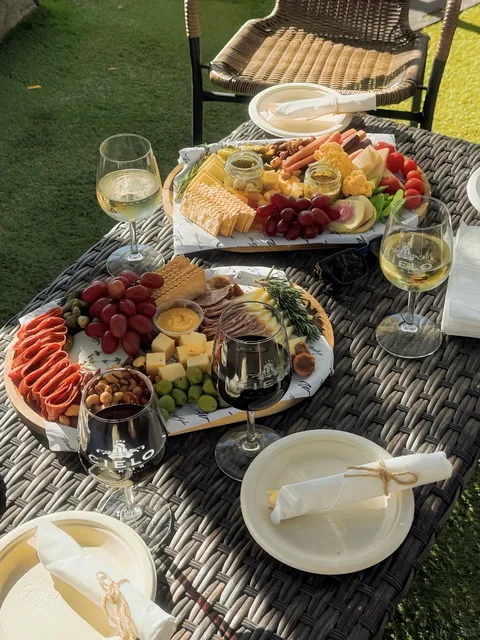 Malibu Cielo Farms 🥂✨