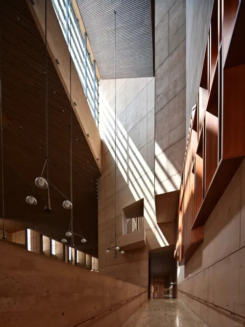 Cathedral of Our Lady of the Angels in LA – Designed by Rafael Moneo 
